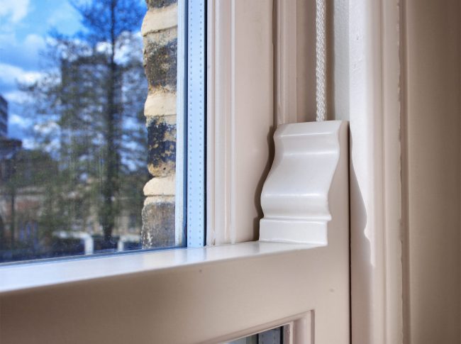 Timber internal sash horn