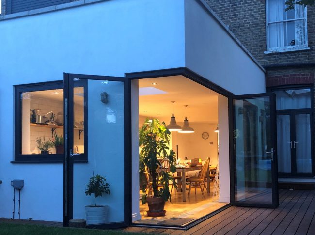 Cornerless Smarts bifold door SE London